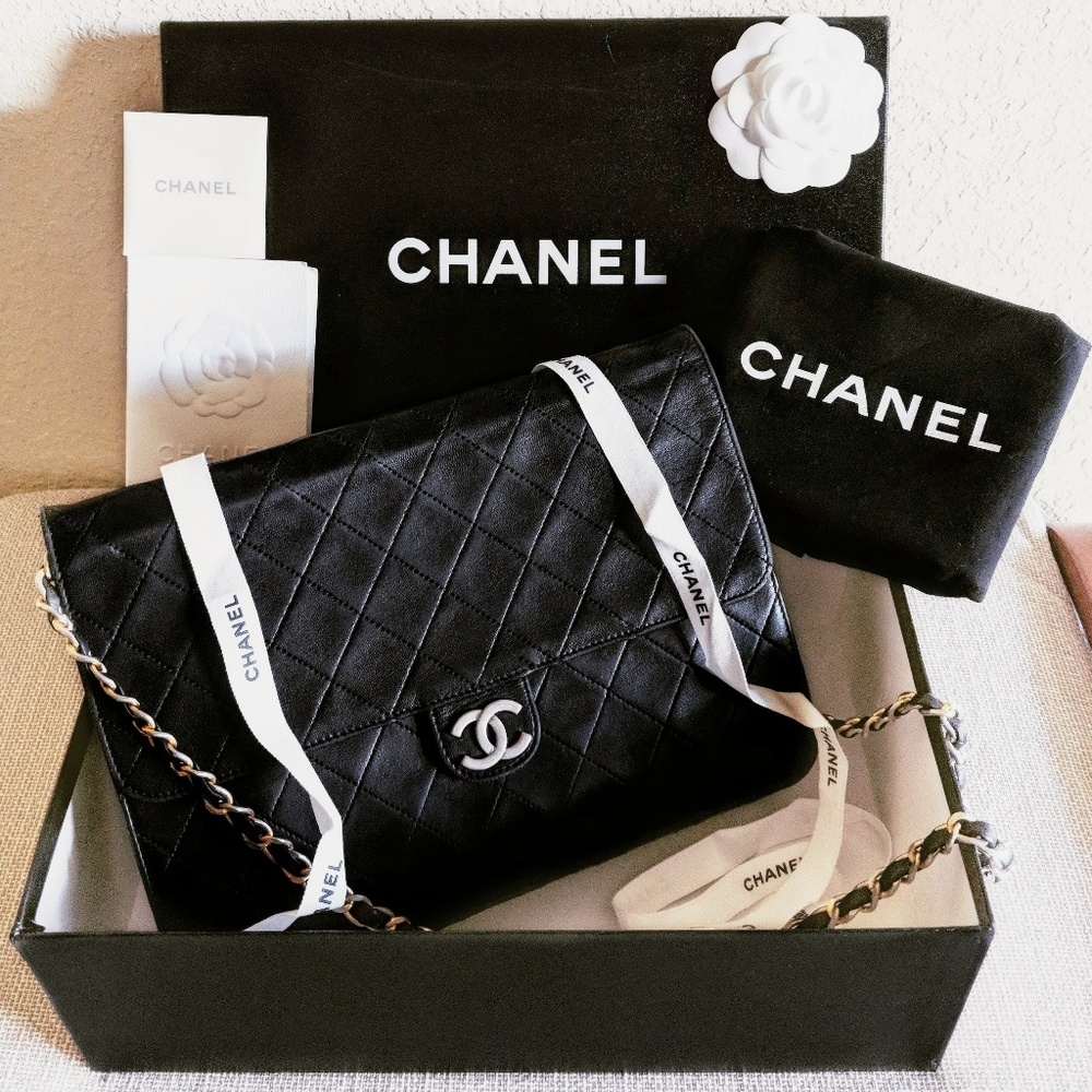 🆕Chanel Classic Flap Bag Black Lambskin Single VN
